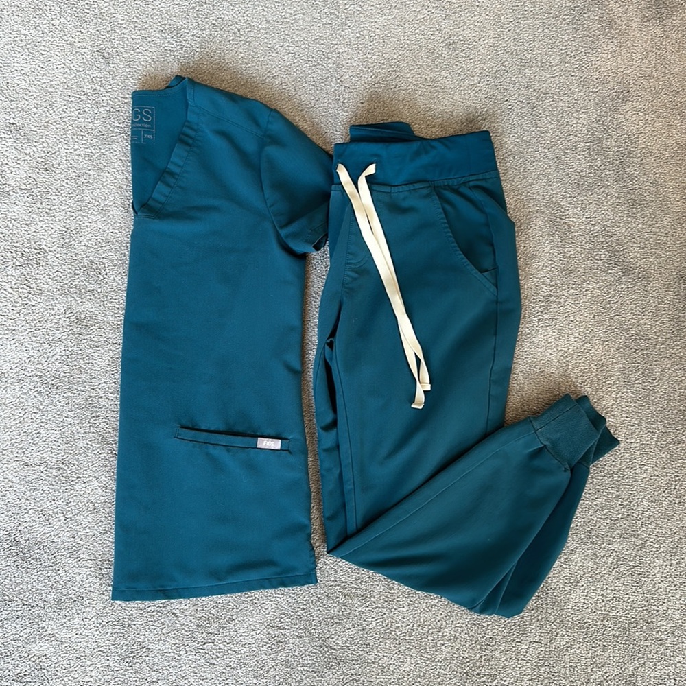 XXS/XXSP Caribbean Blue FIGS Scrub Set